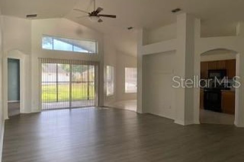 Casa en alquiler en Kissimmee, Florida, 3 dormitorios, 150.87 m2 № 1659680 - foto 5