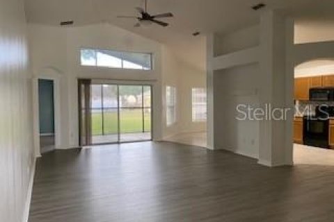 Casa en alquiler en Kissimmee, Florida, 3 dormitorios, 150.87 m2 № 1659680 - foto 4