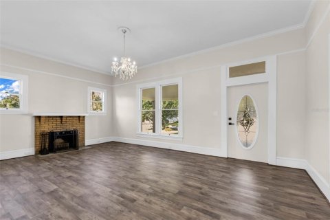 House in Arcadia, Florida 3 bedrooms, 145.11 sq.m. № 2418579 - photo 6