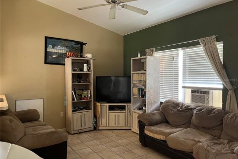 Casa en venta en Port Charlotte, Florida, 3 dormitorios, 119.19 m2 № 1902503 - foto 3