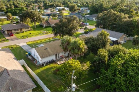 Casa en venta en Port Charlotte, Florida, 3 dormitorios, 119.19 m2 № 1902503 - foto 7