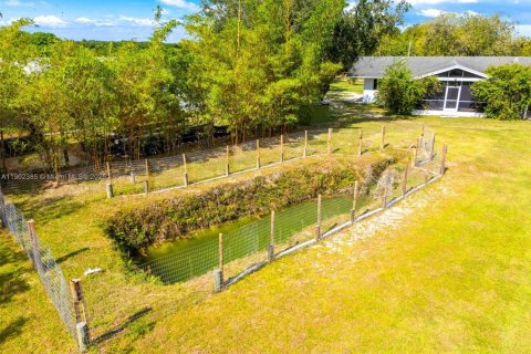 Villa ou maison à vendre à Homestead, Floride: 4 chambres, 263.94 m2 № 1971472 - photo 28