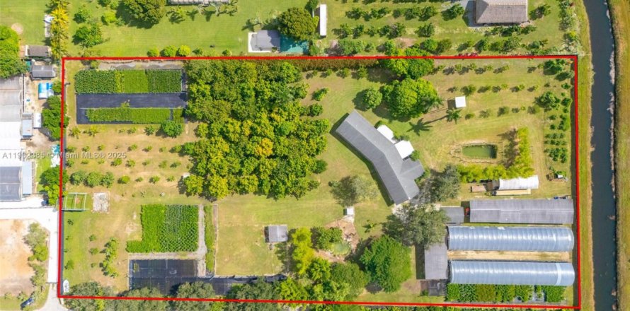 Villa ou maison à Homestead, Floride 4 chambres, 263.94 m2 № 1971472