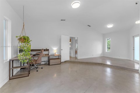 Villa ou maison à vendre à Homestead, Floride: 4 chambres, 263.94 m2 № 1971472 - photo 10