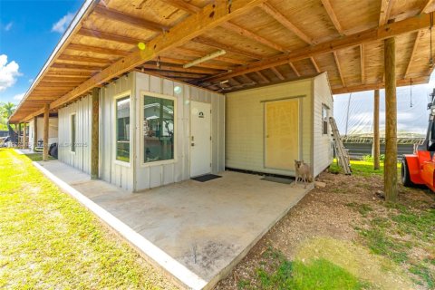 Villa ou maison à vendre à Homestead, Floride: 4 chambres, 263.94 m2 № 1971472 - photo 24