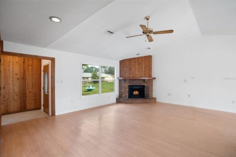 House in Sarasota, Florida 3 bedrooms, 157.47 sq.m. № 1759415 - photo 6