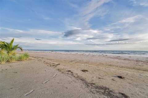 Terreno en venta en Redington Beach, Florida № 1900754 - foto 6