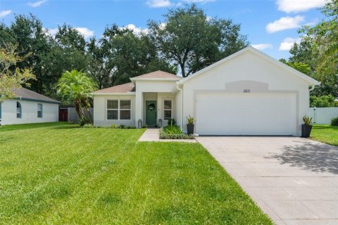House in Winter Garden, Florida 3 bedrooms, 117.43 sq.m. № 1884853 - photo 2