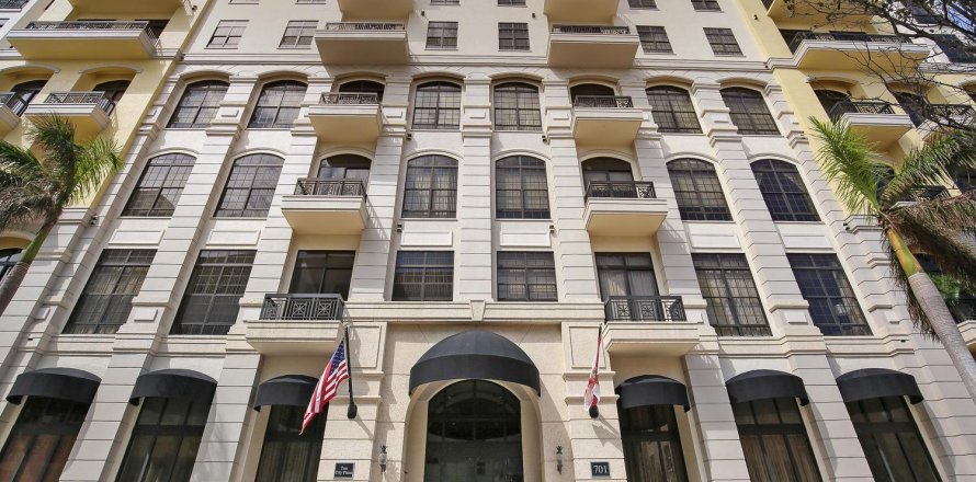 Condo in West Palm Beach, Florida, 2 bedrooms № 1163030