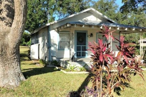Apartment in Auburndale, Florida 2 bedrooms, 75.81 sq.m. № 2198680
