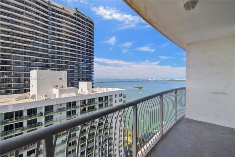 Studio à Condo à Miami, Floride  № 2088498