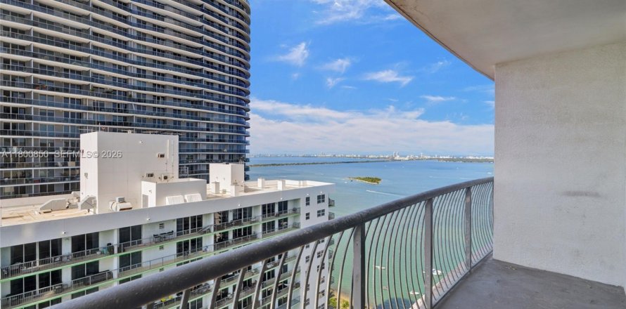 Studio à Condo à Miami, Floride  № 2088498