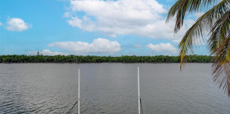 Condominio en Hollywood, Florida, 1 dormitorio № 947988