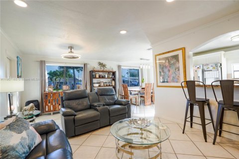 Villa ou maison à vendre à Hollywood, Floride: 3 chambres, 129.51 m2 № 1964244 - photo 11