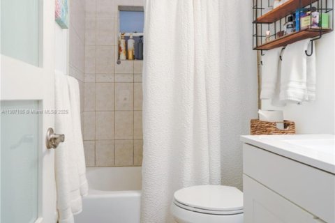 Villa ou maison à vendre à Hollywood, Floride: 3 chambres, 129.51 m2 № 1964244 - photo 14