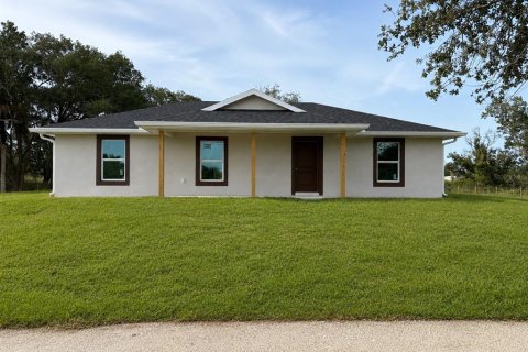 Casa en Okeechobee, Florida 3 dormitorios, 132.01 m2 № 2202263