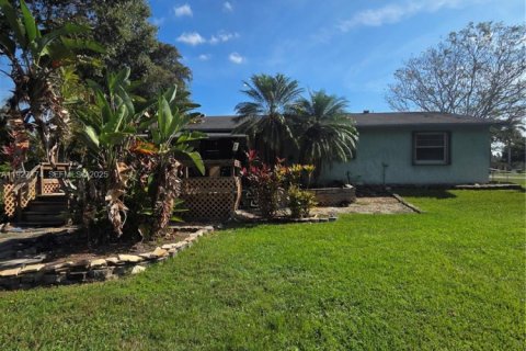 Casa en venta en Southwest Ranches, Florida, 3 dormitorios, 127.28 m2 № 1986001 - foto 5