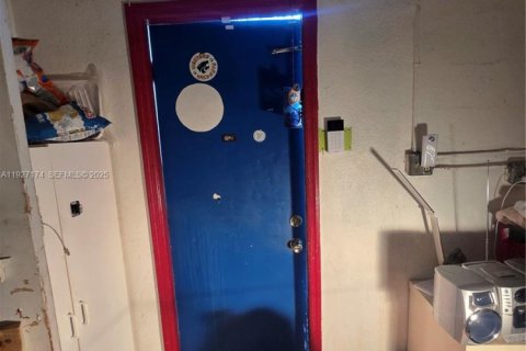 Casa en venta en Southwest Ranches, Florida, 3 dormitorios, 127.28 m2 № 1986001 - foto 11