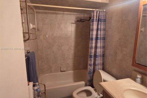 Casa en venta en Southwest Ranches, Florida, 3 dormitorios, 127.28 m2 № 1986001 - foto 20