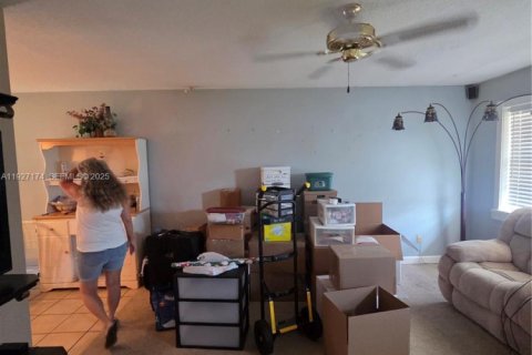 Casa en venta en Southwest Ranches, Florida, 3 dormitorios, 127.28 m2 № 1986001 - foto 17