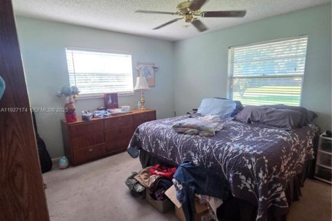 Casa en venta en Southwest Ranches, Florida, 3 dormitorios, 127.28 m2 № 1986001 - foto 22