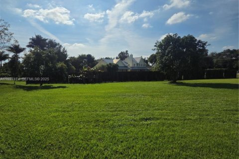 Casa en venta en Southwest Ranches, Florida, 3 dormitorios, 127.28 m2 № 1986001 - foto 1