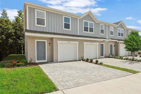 Townhouse in Davenport, Florida 3 bedrooms, 134.8 sq.m. № 1841396 - photo 1