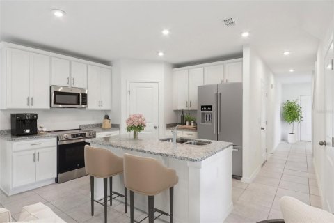 Townhouse in Davenport, Florida 3 bedrooms, 134.8 sq.m. № 1841396 - photo 7