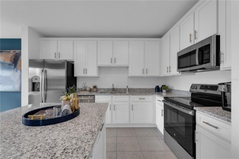 Townhouse in Davenport, Florida 3 bedrooms, 134.8 sq.m. № 1841396 - photo 6