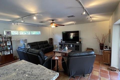 Купить виллу или дом в Пальметто-Бей, Флорида 4 спальни, 241.17м2, № 1996069 - фото 19