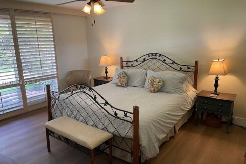 Купить виллу или дом в Пальметто-Бей, Флорида 4 спальни, 241.17м2, № 1996069 - фото 28