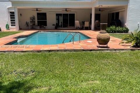 Купить виллу или дом в Пальметто-Бей, Флорида 4 спальни, 241.17м2, № 1996069 - фото 8