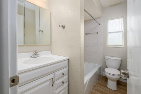 Casa en alquiler en Tampa, Florida, 4 dormitorios, 177.35 m2 № 1919809 - foto 25
