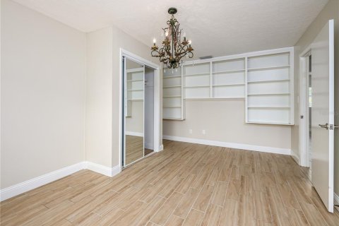 Casa en alquiler en Tampa, Florida, 4 dormitorios, 177.35 m2 № 1919809 - foto 15