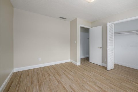 Casa en alquiler en Tampa, Florida, 4 dormitorios, 177.35 m2 № 1919809 - foto 19