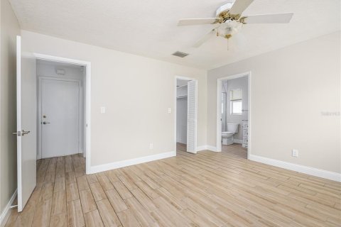 Casa en alquiler en Tampa, Florida, 4 dormitorios, 177.35 m2 № 1919809 - foto 18