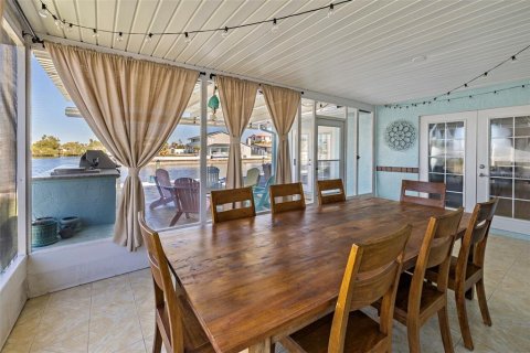 Casa en alquiler en Hernando Beach, Florida, 5 dormitorios, 184.23 m2 № 1521622 - foto 21
