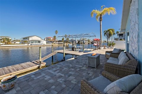 Casa en alquiler en Hernando Beach, Florida, 5 dormitorios, 184.23 m2 № 1521622 - foto 5