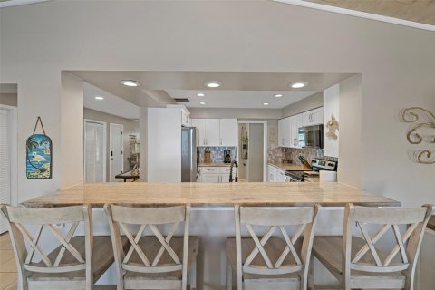 Casa en alquiler en Hernando Beach, Florida, 5 dormitorios, 184.23 m2 № 1521622 - foto 17