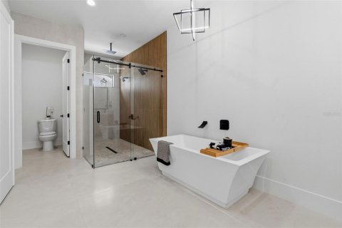 Villa ou maison à vendre à Tampa, Floride: 4 chambres, 280.75 m2 № 2302809 - photo 28