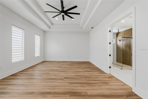 Villa ou maison à vendre à Tampa, Floride: 4 chambres, 280.75 m2 № 2302809 - photo 24