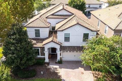House in Davenport, Florida 9 bedrooms, 363.15 sq.m. № 1911257 - photo 5