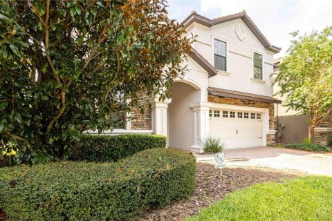 House in Davenport, Florida 9 bedrooms, 363.15 sq.m. № 1911257 - photo 12