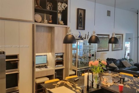 Casa en venta en Pembroke Pines, Florida, 4 dormitorios, 262.82 m2 № 2001756 - foto 27