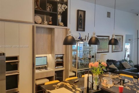 Casa en venta en Pembroke Pines, Florida, 4 dormitorios, 262.82 m2 № 2001756 - foto 28