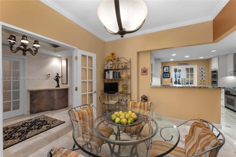 Condo in Miami Beach, Florida, 4 bedrooms  № 1960059 - photo 18