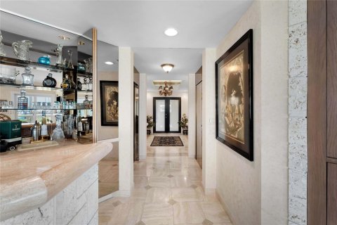 Condo in Miami Beach, Florida, 4 bedrooms  № 1960059 - photo 21