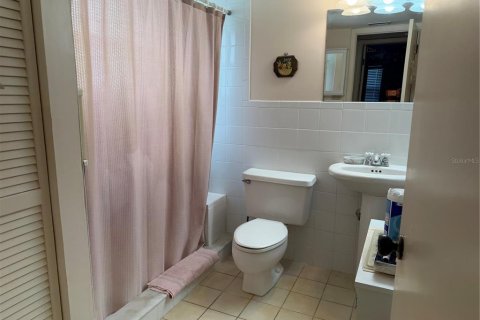 Condo in Venice, Florida, 1 bedroom  № 2386236 - photo 8