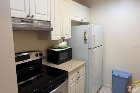 Condo in Venice, Florida, 1 bedroom  № 2386236 - photo 4