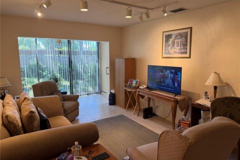 Condo in Venice, Florida, 1 bedroom  № 2386236 - photo 6